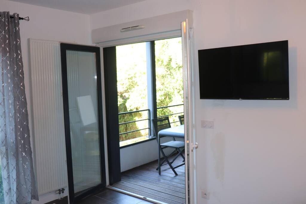 Appartement Les Cedres -Tram A 50 Metres, Bordeaux A 5 Minutes, Parking à Cenon Extérieur photo
